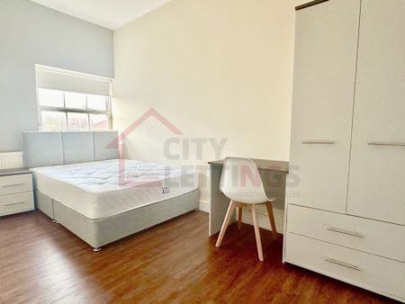 6 Bedroom Flat - Photo 5