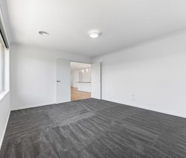 This well-presented home at 6 Crowther Drive, Lucas. - Photo 2