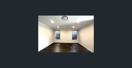 MODERN FAMILY HOME - Photo 3