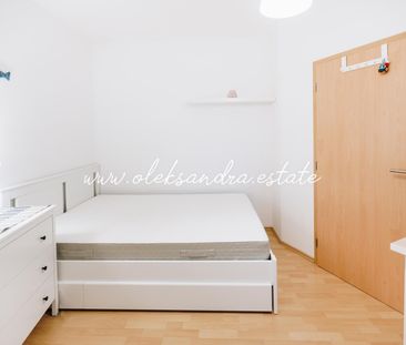 Apartment for rent, 2+kk - 1 bedroom, 38m - Photo 4