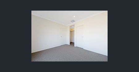 🏡 4-Bedroom House in Wallan - Photo 4