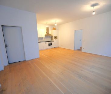 Direkt im Zentrum - 2 Zimmer Wohnung mit großem begehbaren Schrank ... - Foto 3