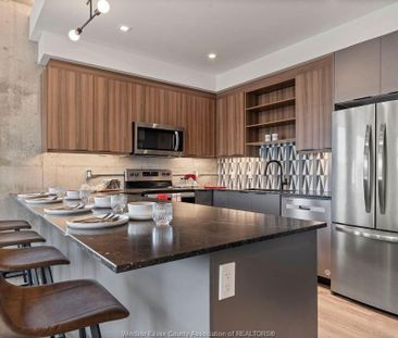 For Lease - 1624 LAUZON Unit# 423, Windsor, Ontario - Photo 1