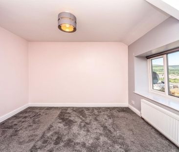 Llwydarth Cottages, MAESTEG - Photo 2