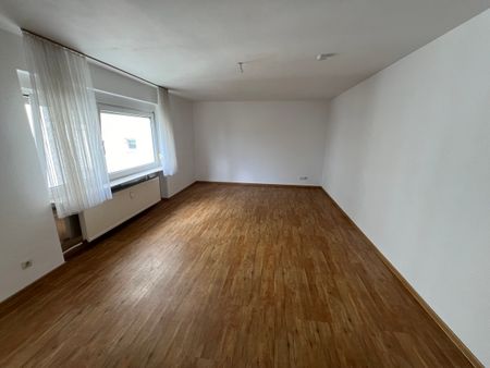 WOHNGLÜCK: Geräumige 3-Zimmerwohnung mit Loggia in Eggenstein-Leopoldshafen - Photo 4