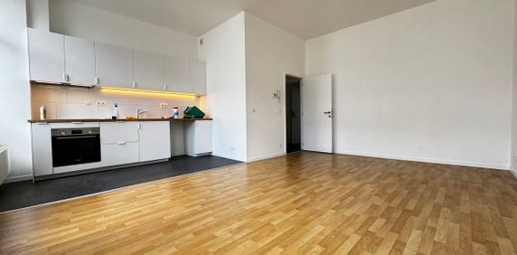 Appartement te huur in Brussel voor € 980 met 1 slaapkamer - Foto 2