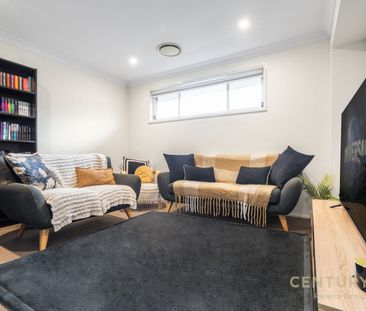 Modern Family Living in Gledswood Hills! - Photo 2