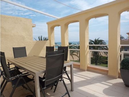 2 bedroom luxury Flat for rent in Denia, Valencia - Photo 5