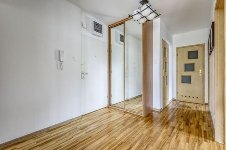 3 POKOJE NA WYNAJEM! BIELANY! GARAŻ! - Zdjęcie 4