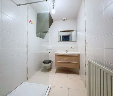 Appartement met 2 slaapkamers, ruim terras en garage te Koekelare - Photo 5