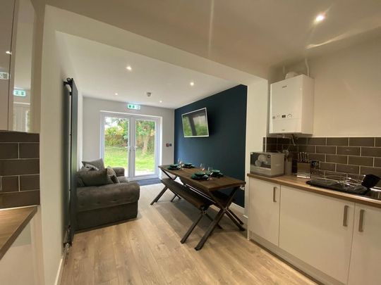 1 bedroom detached house to rent - Photo 1