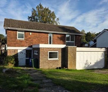 Spinis, Bracknell, Berkshire, RG12 - Photo 5