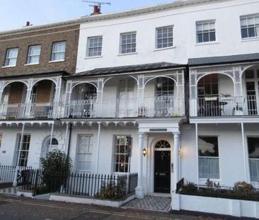 Royal Terrace, Southend On Sea, SS1 - Photo 6