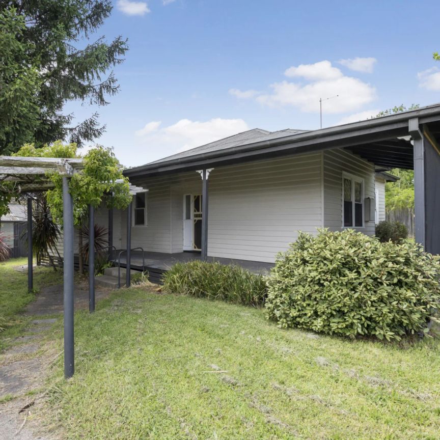 Excellent Location !!!!! - Photo 1
