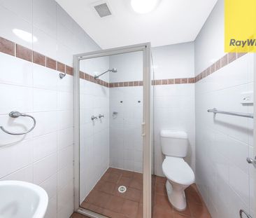 Spacious and Convenient - Photo 6