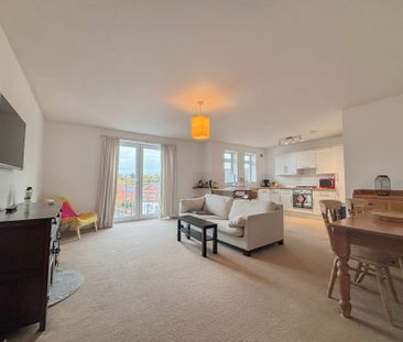 2 bed flat to rent in The Blundells, Goodway House The Blundells, CV8 - Photo 2