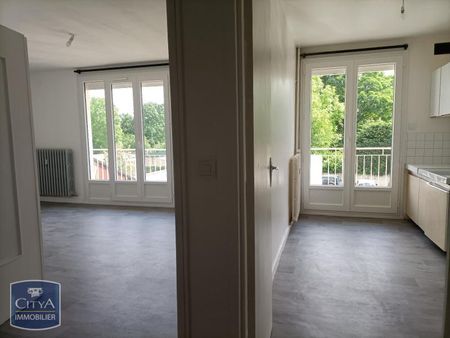 Location Appartement 1 pièce 38m² CHATEAUROUX 36000 - Photo 5
