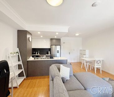 Modern Fully Furnished 1-Bedroom Apartment – Just 10 Minutes from P... - Photo 3