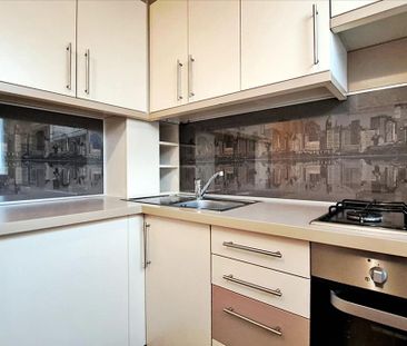 Kiadó újszerű állapotú panel lakás - Kecskemét - Fotó 1