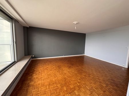 Location Appartement 4 pièces 90m² - Photo 3