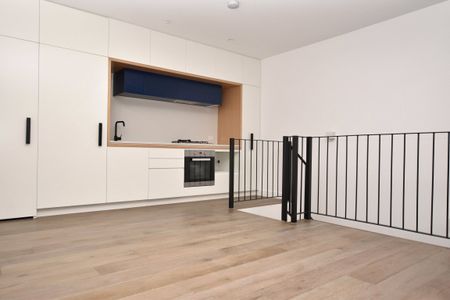 318/15 Doepel Way - Photo 3