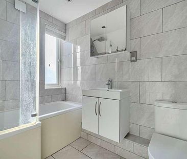 Cintra Avenue, Reading, RG2 - Photo 4