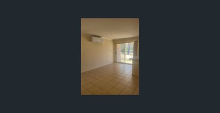 Family Home on 1 Acre - Photo 5