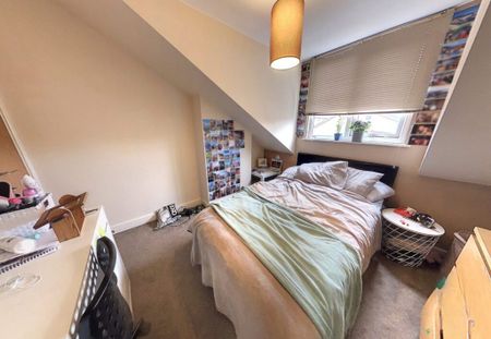 163 Tiverton Road - Photo 4