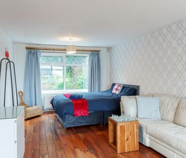 Room in a Shared House, Oak Road, LS12 - Photo 3