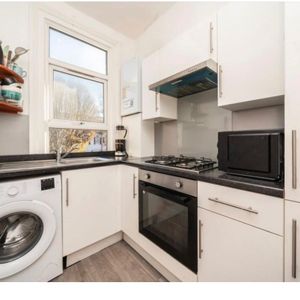 Room in a Shared Flat, Agnes Road, W3 - Photo 3