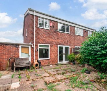 3 bedroom semi-detached house to rent - Photo 3