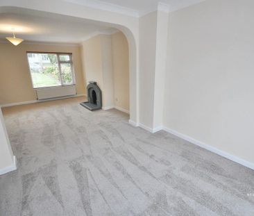 2 bedroom semi-detached bungalow to rent - Photo 2