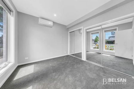 “Brand New Modern Townhouse in Prime Glenroy Location” - Photo 4