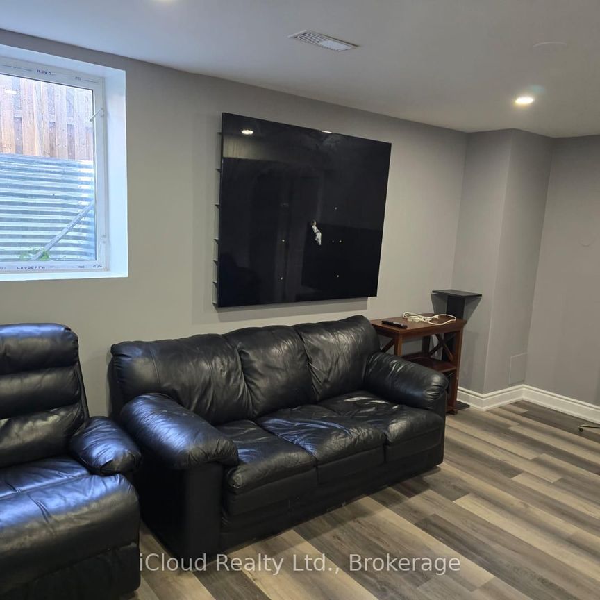 For Lease - 3856 Passway Road Unit# Bsmt, Mississauga, Ontario - Photo 1