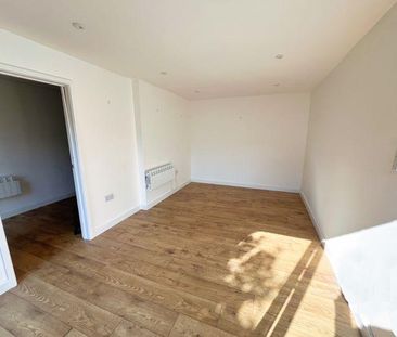 7 High Street, Cowbridge, The Vale of Glamorgan CF71 7AD - Photo 4