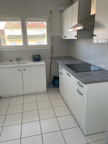 Location Appartement 3 pièces 65m² PERPIGNAN 66000 - Photo 3