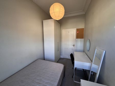 Park Grove, The Groves - P2206 - Photo 5