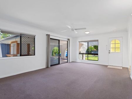 3 Celeste Court, 4127, Springwood Qld - Photo 4