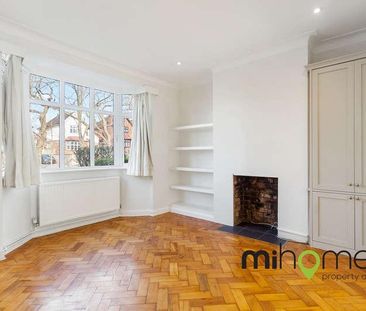 County Gate, Whetstone, EN5 - Photo 2