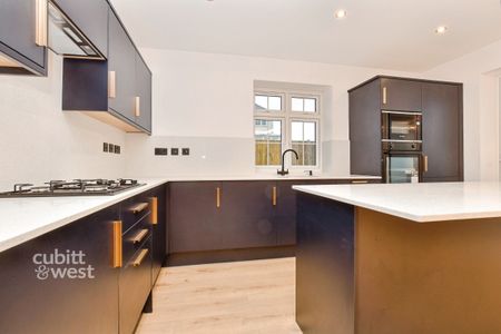 2 bedroom detached bungalow to rent - Photo 3