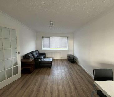 Elgin Grove, Stanley, DH9 - Photo 2