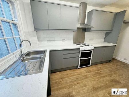 Fore Street, Cullompton, EX15 - Photo 4