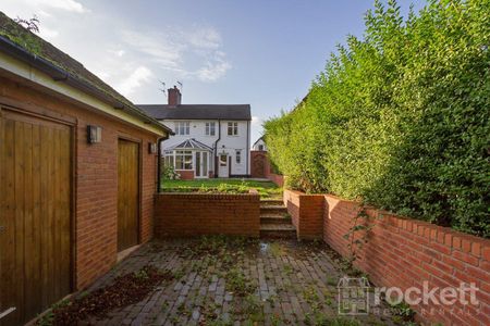 3 bed Detached House to rent in The Avenue, Hartshill, ST4 - Photo 3