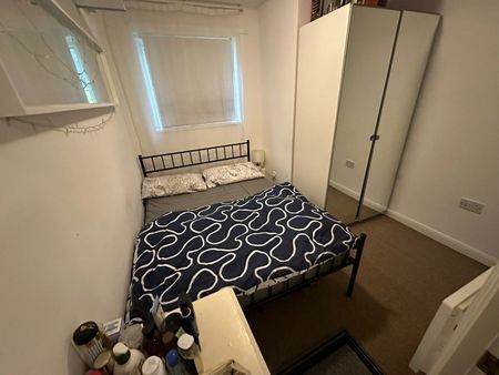 1 Bed Flat, Wensleydale, LU2 - Photo 5