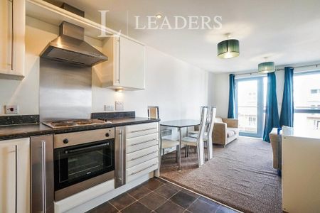 1 bedroom flat to rent - Photo 5