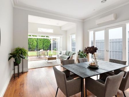 52 Fletcher Street, Hawthorn East VIC 3123 - House For Rent | Domain - Photo 4