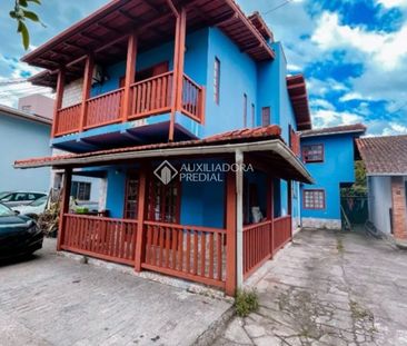 Casa com 4 quartos e 150m² para alugar em João Paulo, Florianópolis. - Photo 1