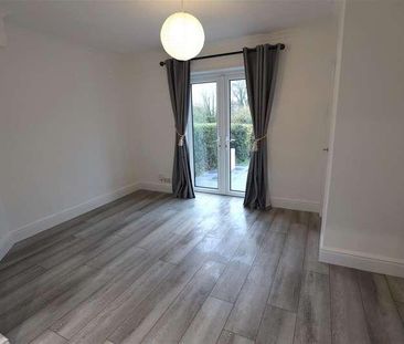 Grants Field The Downs, St Nicholas, Cardiff, CF5 - Photo 3