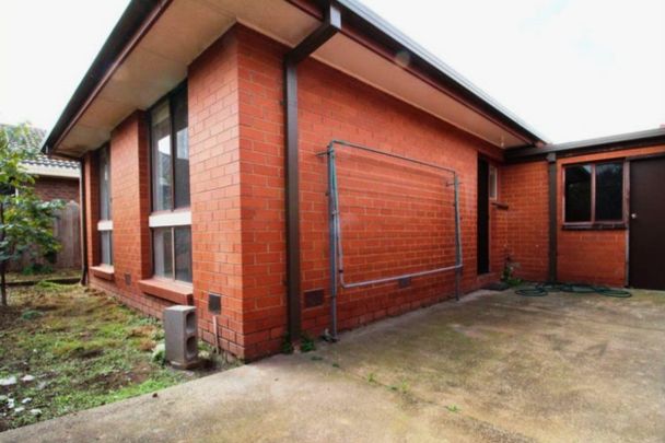 3/105 Gooch Street, Thornbury, VIC 3071 - Photo 1