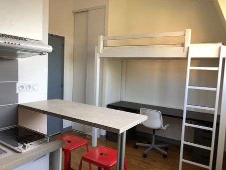 Appartement Poitiers 1 pièce(s) 13.70 m2 - Photo 2
